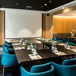 Mercure 17 Batignolles 4* פריז