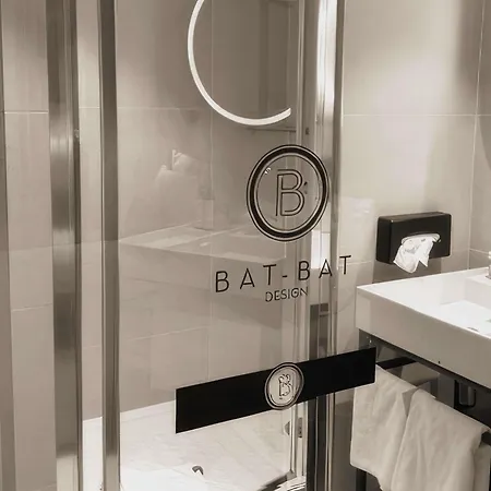 Mercure 17 Batignolles פריז