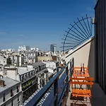 Отель Mercure 17 Batignolles