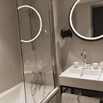 Отель Mercure 17 Batignolles Париж