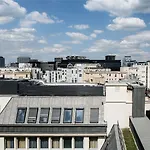 Mercure 17 Batignolles Otel 4*
