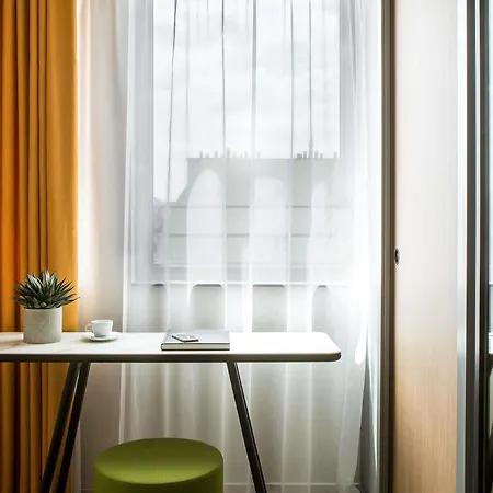 Mercure 17 Batignolles 4*