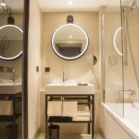 Hotel Mercure 17 Batignolles Paris