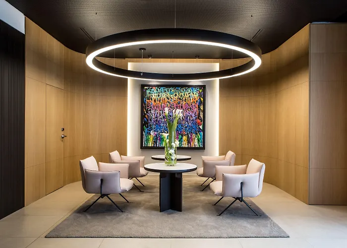 Mercure 17 Batignolles 4*