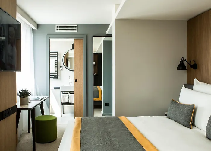 Mercure 17 Batignolles Paryż