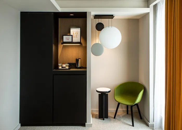 Hotel Mercure 17 Batignolles París