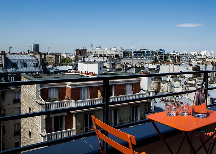 Mercure 17 Batignolles 4*