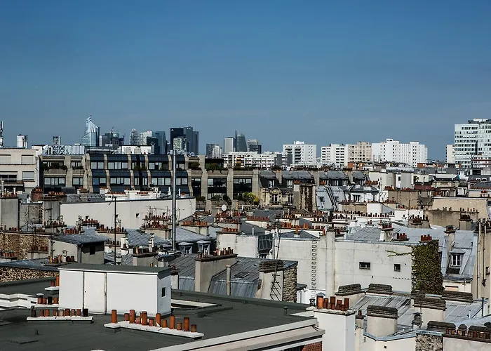 Hotel Mercure 17 Batignolles 4*