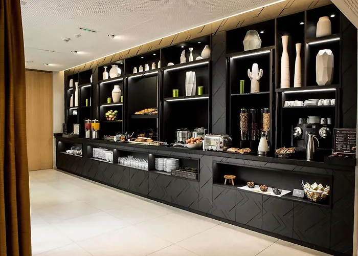 Mercure 17 Batignolles Hotel 4*