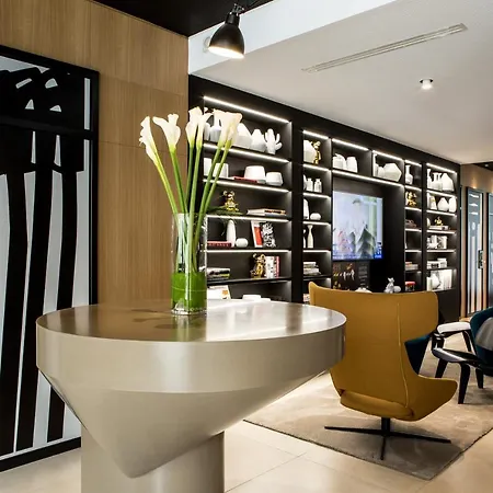 Mercure 17 Batignolles Parigi