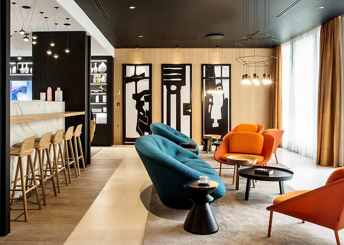 Mercure 17 Batignolles 4*