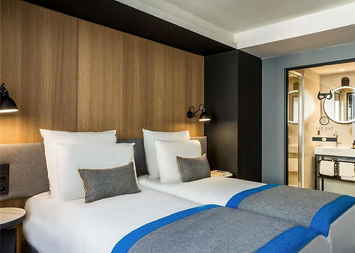 Mercure 17 Batignolles Отель 4*
