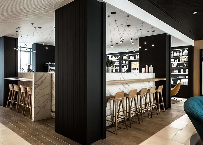 Mercure 17 Batignolles 4* פריז