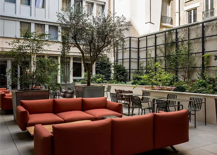 Mercure 17 Batignolles Париж
