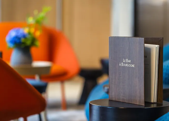 Отель Mercure 17 Batignolles 4*